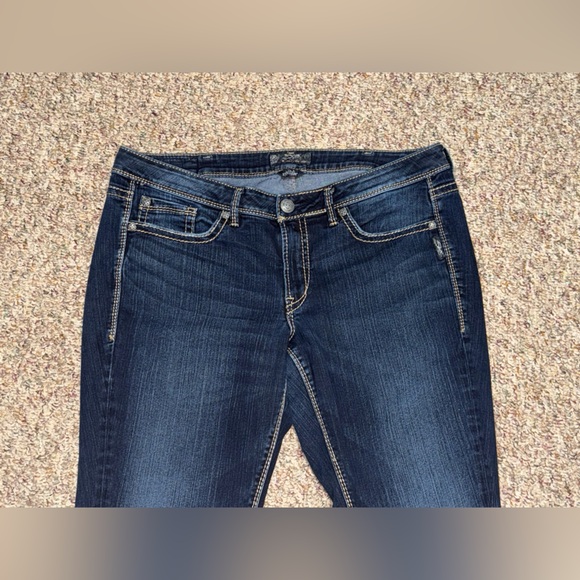 Women’s silver jeans size 18, Lola straight Classic Blue Women's Jeans - Picture 3 of 10